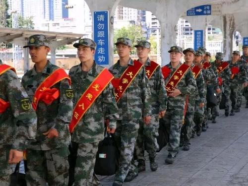 00后拒绝服兵役而遭到9项制裁
