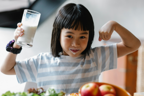 如何处理夫妻共同抚养子女的问题？是否可以由其中一方独立承担抚养责任？